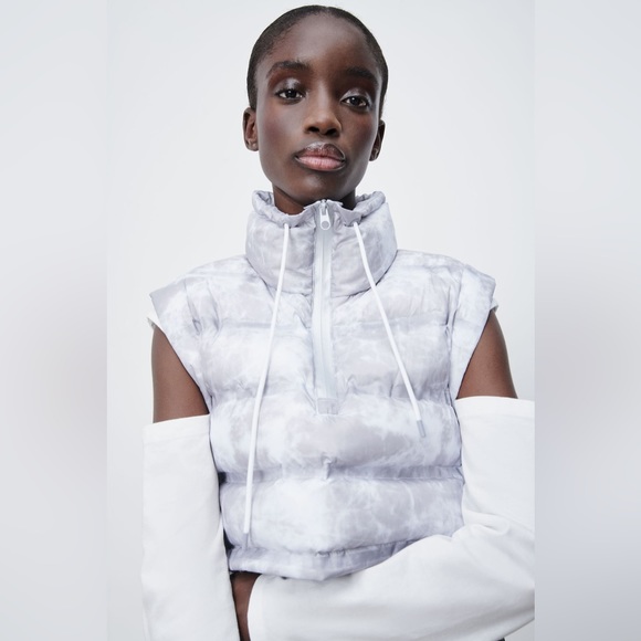 Brand NEW WITH TAG 🔥 Zara 🔥 TIE-DYE PUFFER GILET Crop Top puff vest - Picture 14 of 16